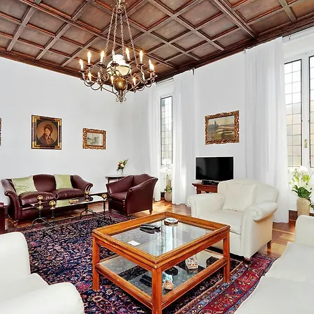 Prestigious Via Veneto Apartment Rome