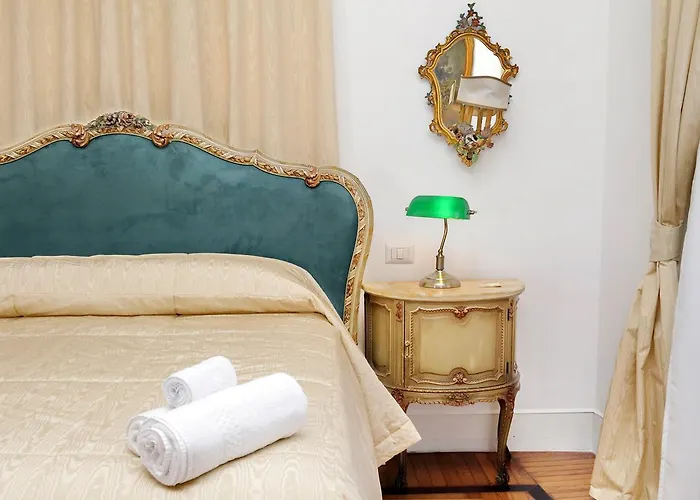 Prestigious Via Veneto Lägenhet *