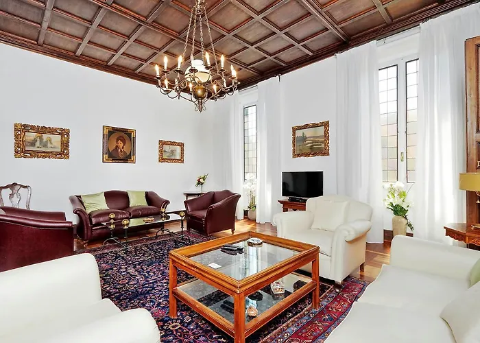 Prestigious Via Veneto Lägenhet Rom