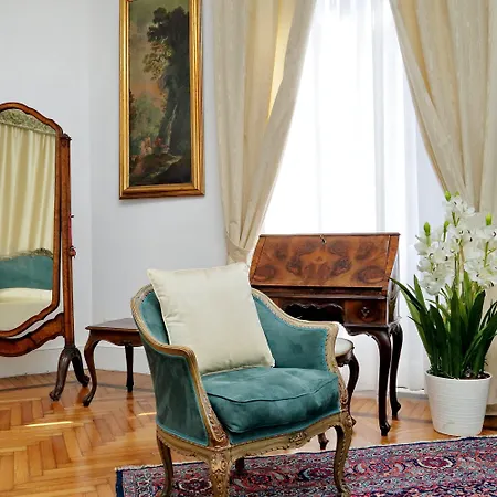 Prestigious Via Veneto *