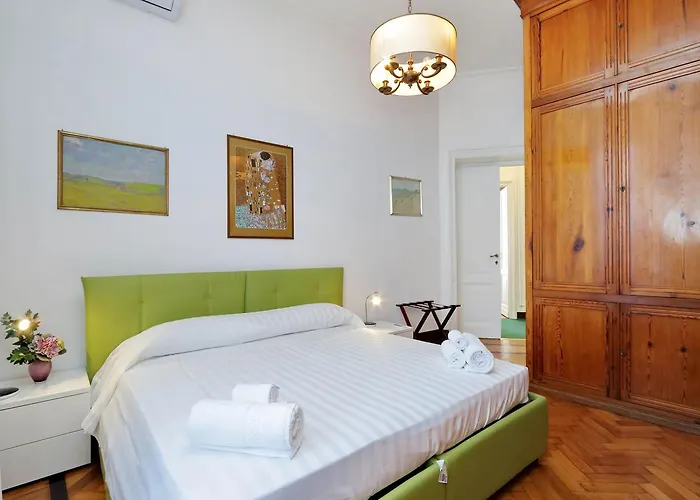 Prestigious Via Veneto *