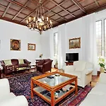 Prestigious Via Veneto Apartamento Roma